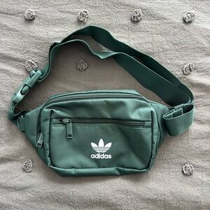 Adidas Green Belt Bag with Adjustable Strap and Sporty Design